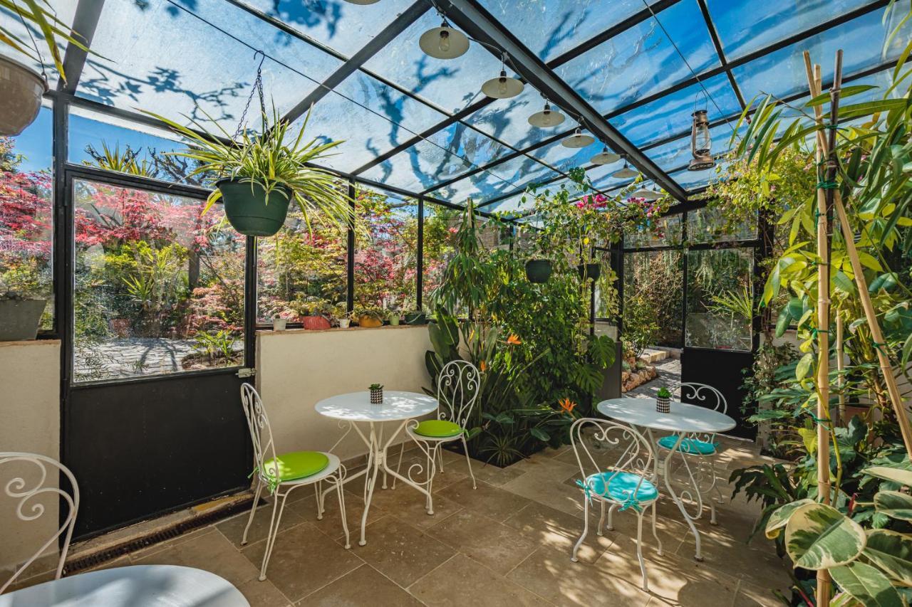 La Bastide De L'Oliveraie 르카스틀레 외부 사진